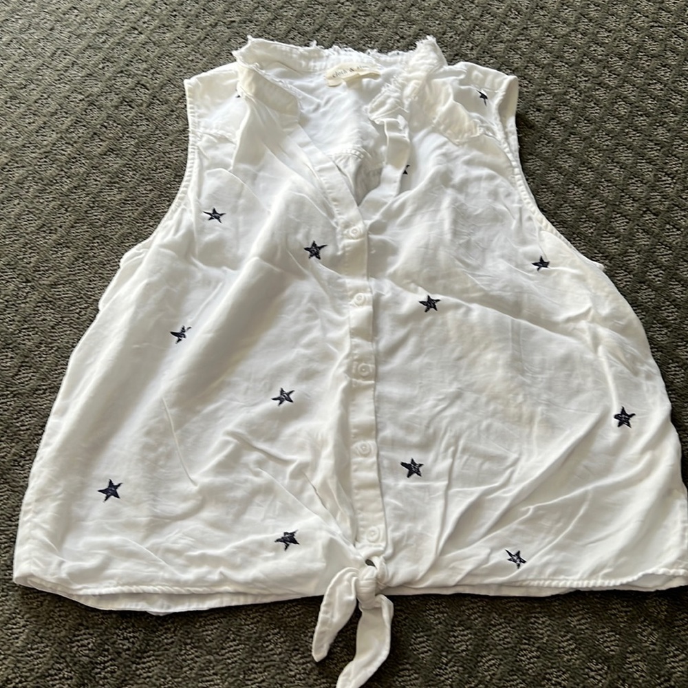 Cloth & Stone - White Sleeveless Button Up with Navy Star Detail - Tied - Size M